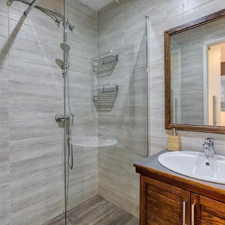 Stylish 1bedroom In The Heart Of St Julians 301 Апартаменты